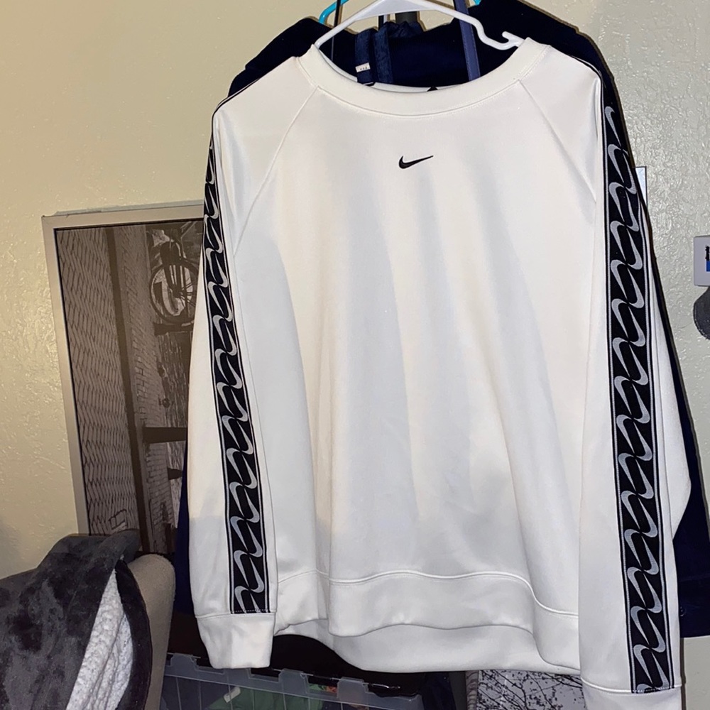 Nike Long Sleeve